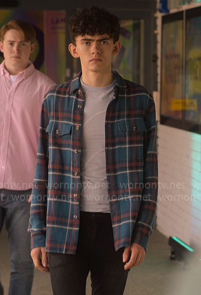 Charlie's blue plaid overshirt on Heartstopper