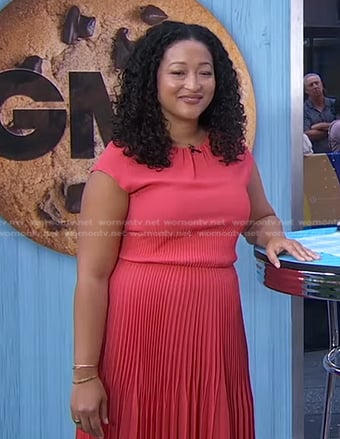 Denise Woodard's pink pleated dress on Good Morning America