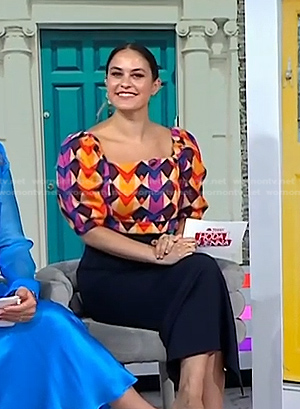 Donna's multicolor print puff sleeve top on Today
