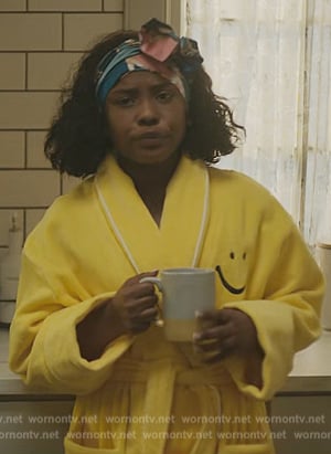 Jemma's yellow smiley face robe on The Chi