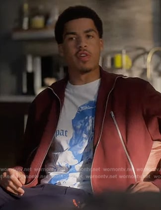 Junior's white and blue Tupac graphic tee on Grown-ish