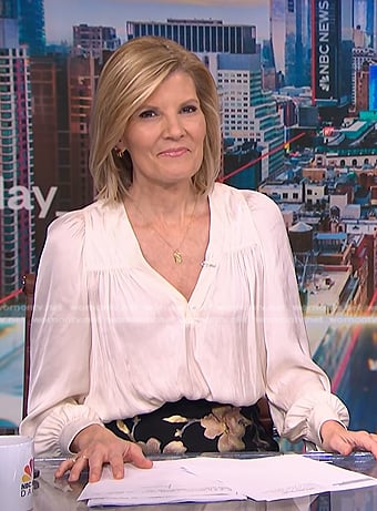 Kate Snow's white v-neck blouse on NBC News