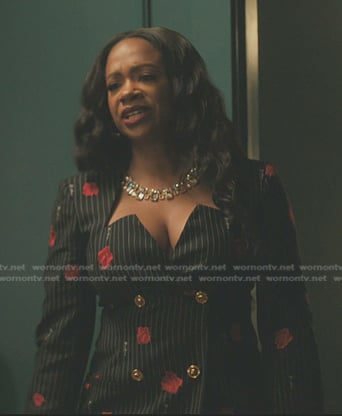 Roselyn's black rose print pinstripe blazer on The Chi