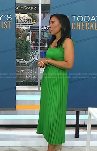 Vanessa Rissetto's green pleated dress on Today