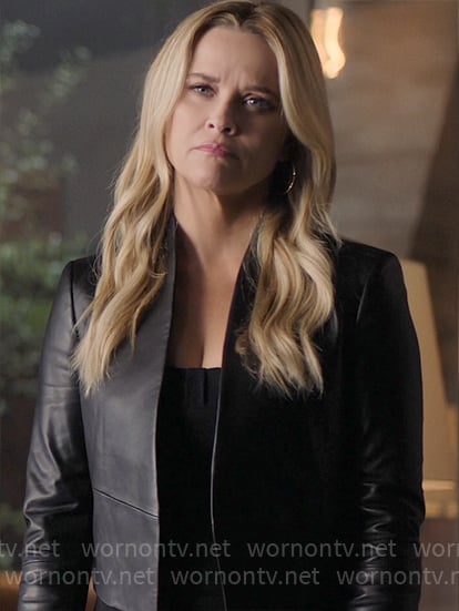 Bradley's black leather blazer on The Morning Show
