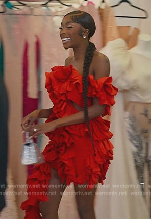 Chelsea's red ruffle dress on Selling the OC