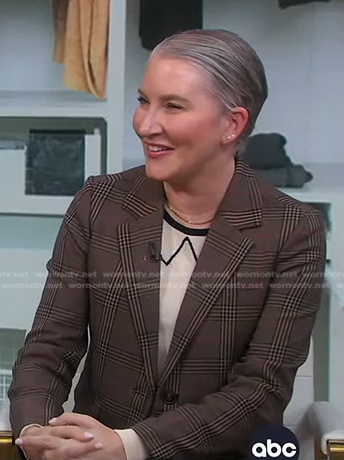 Clea's brown plaid cropped blazer on Good Morning America