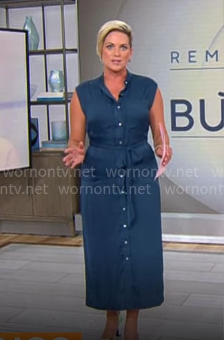 Jamie Yuccas' long blue shirtdress on CBS Mornings