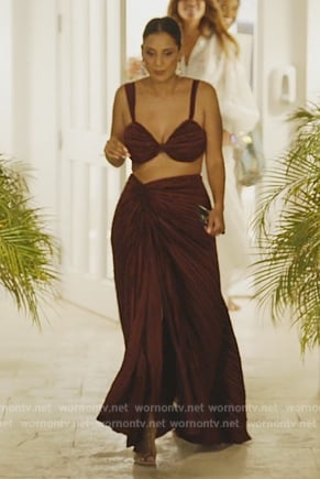 Jessel's burgundy top and gathered skirt on The Real Housewives of New York City