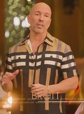 Brett's plaid shirt on Selling the OC
