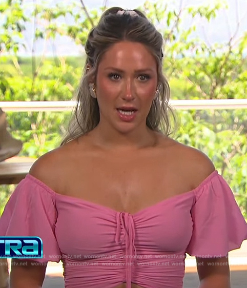 Rachel Recchia's pink ruched front top on Extra