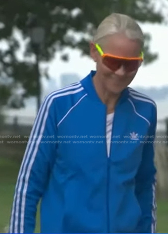 Rennae Stubbs's blue track jacket on Good Morning America