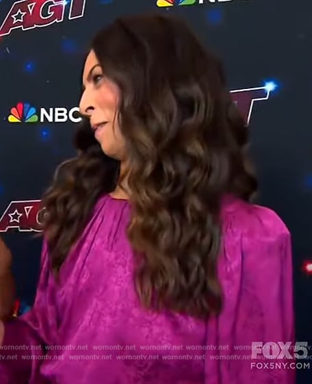 Terri's pink satin dress on Extra