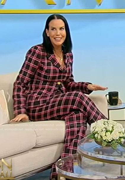 Ali Budd's black plaid blazer and pants on Tamron Hall Show