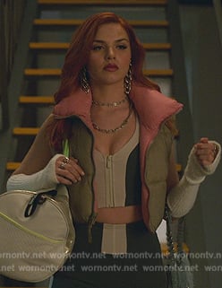 Chloe's pink cropped padded jacket on Elite