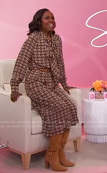 Deborah Roberts' geometric print shirtdress on Sherri