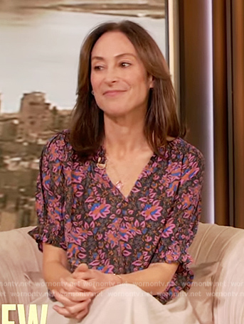 Dr Cara Natterson's black and pink floral print top on The Drew Barrymore Show