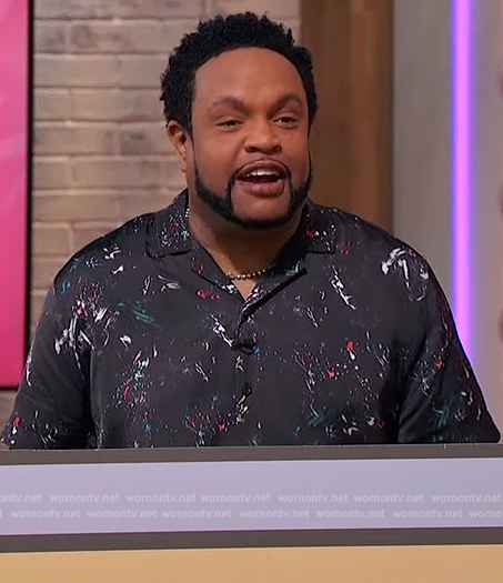 Jawn's black splatter print shirt on Sherri