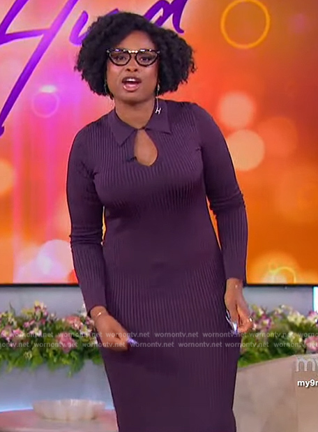 Jennifer's burgundy ribbed dress on The Jennifer Hudson Show