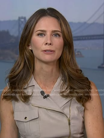 Kate Rooney's beige trench dress on NBC News Daily