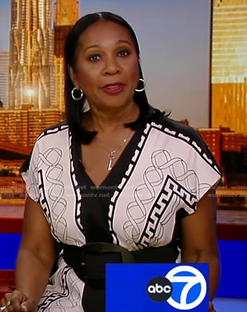Sandra Bookman's white and black printed dress on Good Morning America