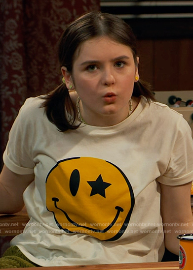 Winnie's white smiley face emoji graphic tee on Bunkd