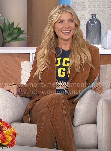 Amanda's corduroy suit on The Talk