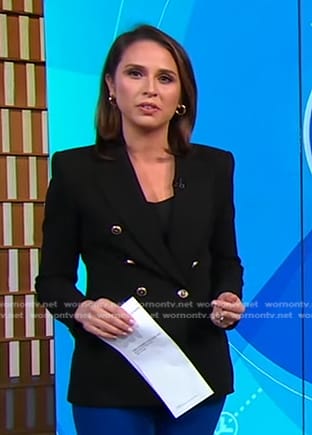 Elizabeth's black blazer on Good Morning America