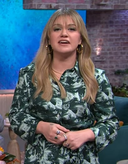 Kelly's green abstract print shirtdress on The Kelly Clarkson Show
