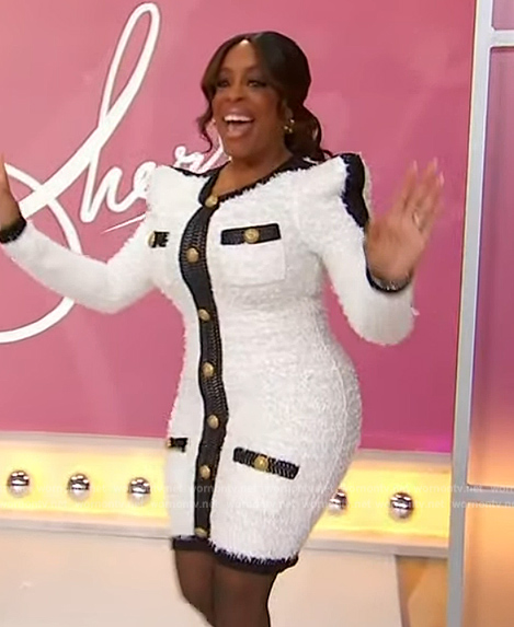 Niecy Nash's white contrast tweed dress on Sherri