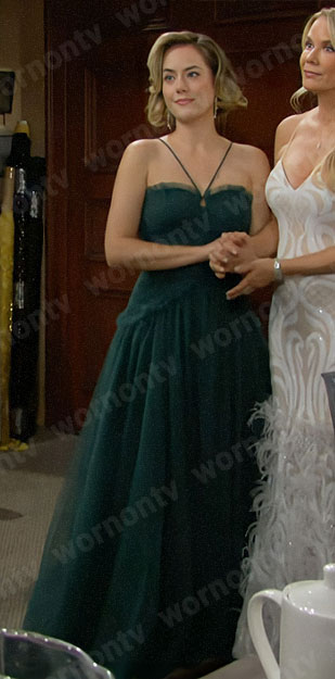Hope's dark green tulle gown on The Bold and the Beautiful