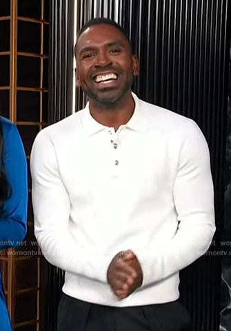 Justin's white henley polo on E! News