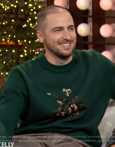 Kendall Schmidt's green horse print sweater on The Kelly Clarkson Show