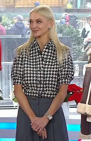 Zanna Roberts Rassi's houndstooth cropped jacket on Today