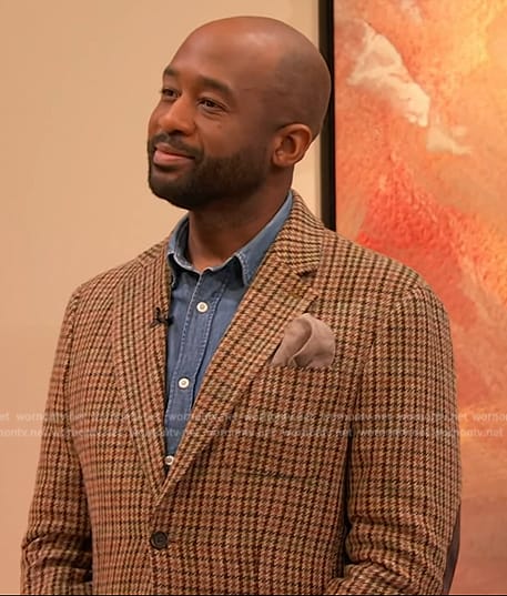 Mikel Welch's houndstooth blazer on The Drew Barrymore Show