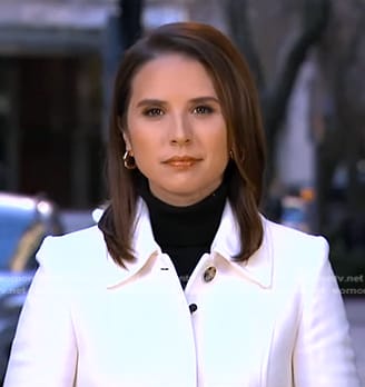 Elizabeth's white coat on Good Morning America