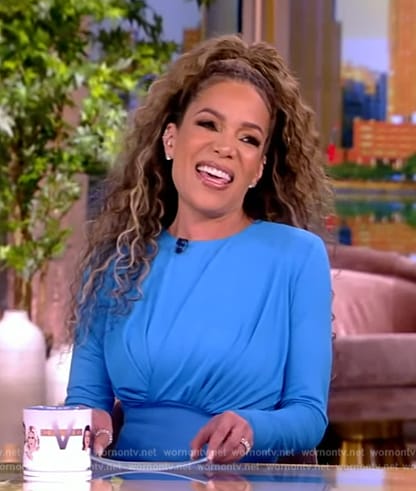 Sunny's blue gathered midi dress on The View
