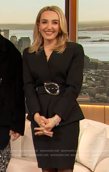 Chloe Fineman's black belted blazer dress on The Drew Barrymore Show
