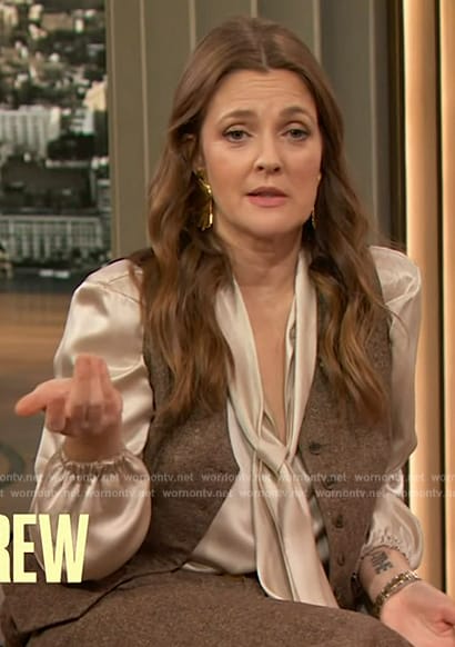 Drew's brown vest and pants on The Drew Barrymore Show