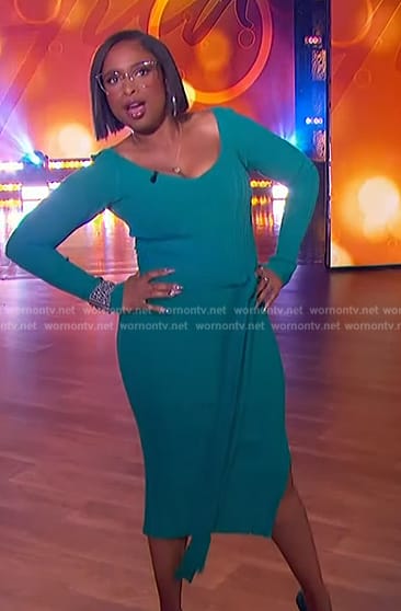 Jennifer's green ribbed belted dress on The Jennifer Hudson Show