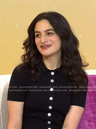 Jenny Slate's black ribbed button front top on Today