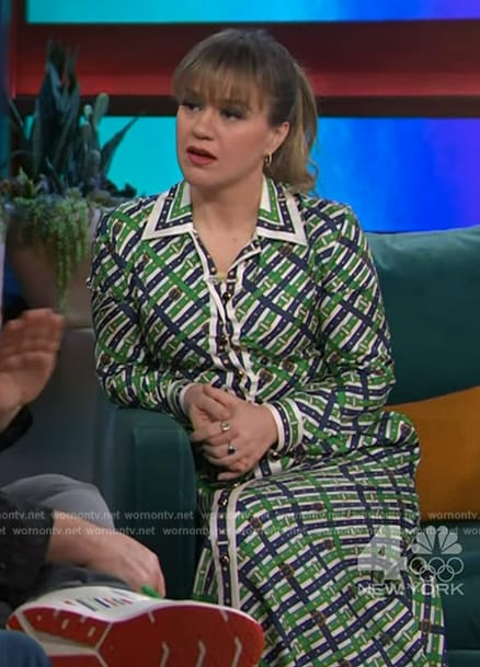 Kelly's printed shirtdress on The Kelly Clarkson Show