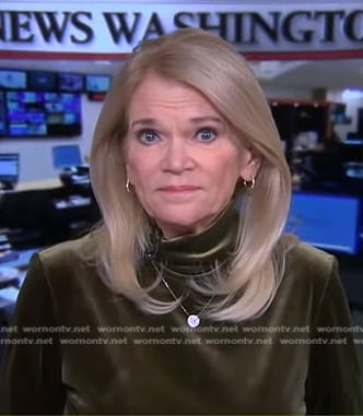 Martha's green turtleneck velvet top on Good Morning America