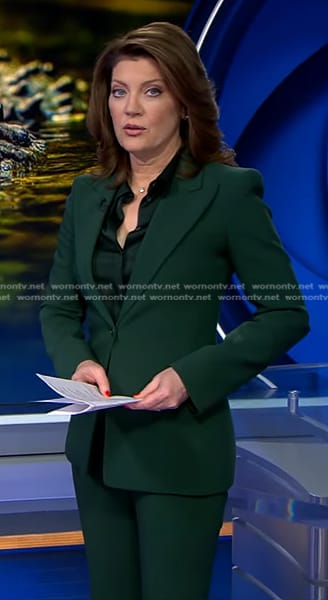 Norah's dark green shirt and suit on CBS Evening News