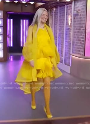 Ella London's yellow fringe dress on The Kelly Clarkson Show