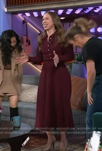 Chelsea Clinton's burgundy dress on The Kelly Clarkson Show
