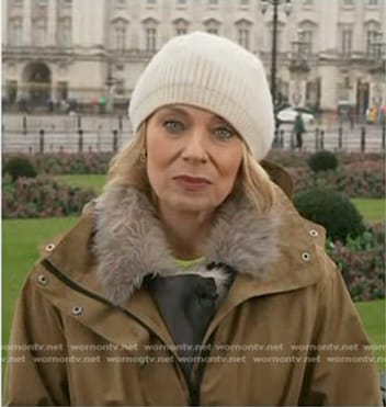 Daisy McAndrew's beige zip jacket on Today