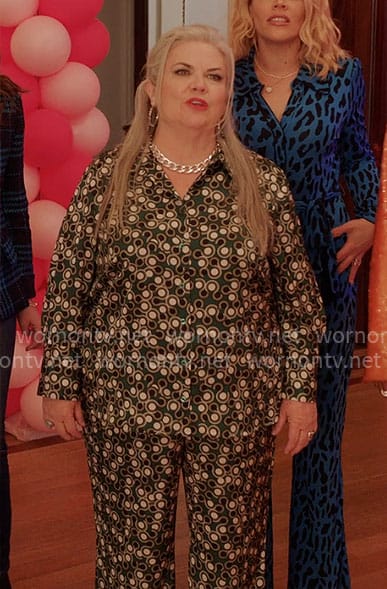 Gloria's green dotted print shirt and pants set on Girls5eva