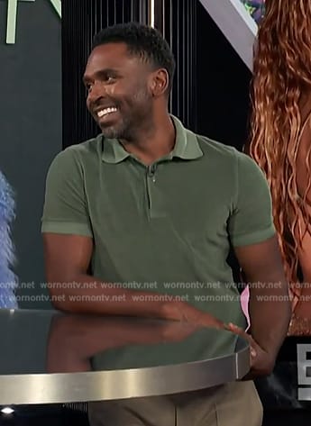 Justin's green plush polo shirt on E! News