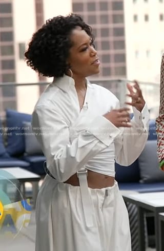 Regina King's white asymmetric cropped shirt and pants on Good Morning America